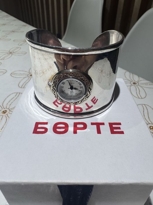 Элегантный серебряный браслет-часы BÖRTE (оригинал)