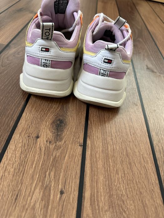 Adidasi Tommy Hilfiger 38