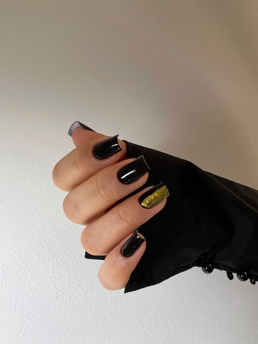 Manichiură/pedichiura profesională – unghii gel & semipermanent