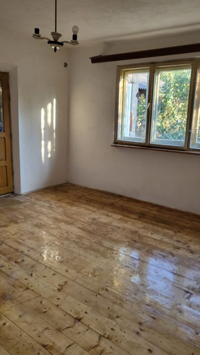 Casă în cartier Cindeni