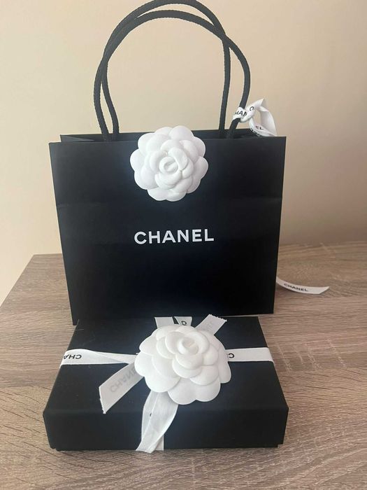 CHANEL - Оригинален портфейл на Шанел, не е носен.