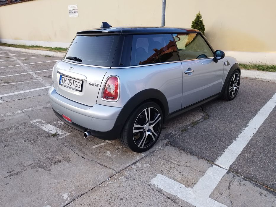 Mini Cooper 1.6i cu 120cp an 2008,AC ,incalzire scaune, central