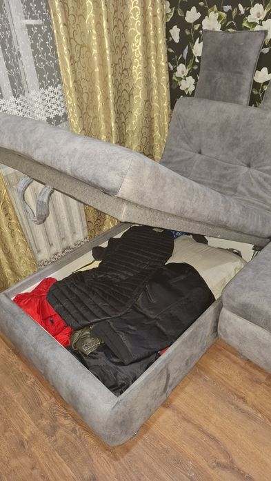 Продаётся диван и кресло