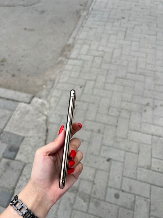 продам iphone 11 pro 256gb