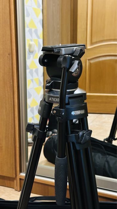 Штатив для видео