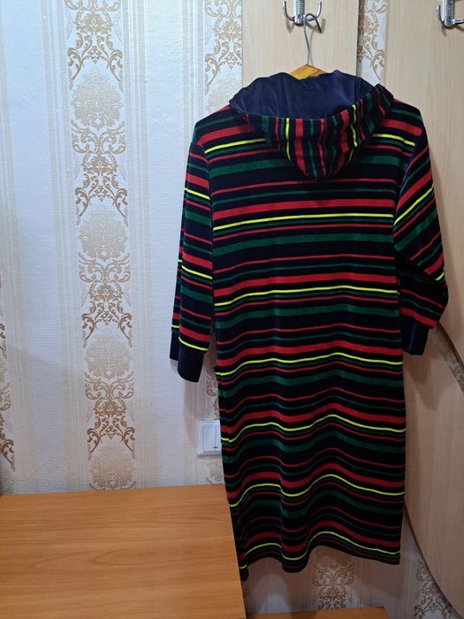 Новый халат. Велюровый. Размер 46