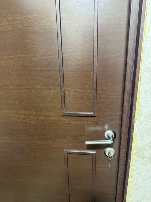 Продам Двери бу.