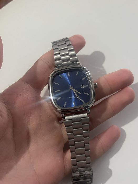 Часы кварцевыеее