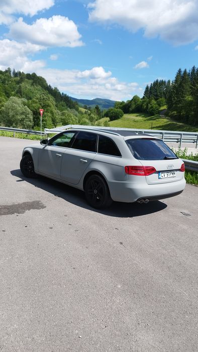 Vand Audi A4 B8 2010