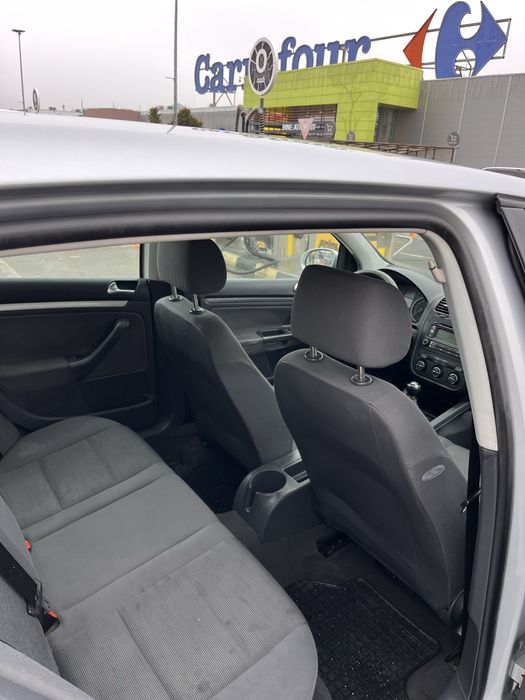 Golf 5 din 2006 motor 1.6 benzina euro 4 km 220000