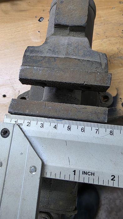 Тиски слесарные бу