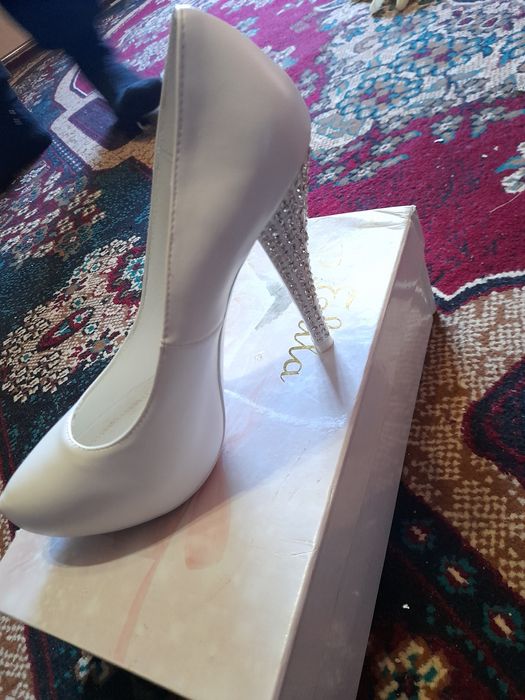 Jenskiy tufli skidkada