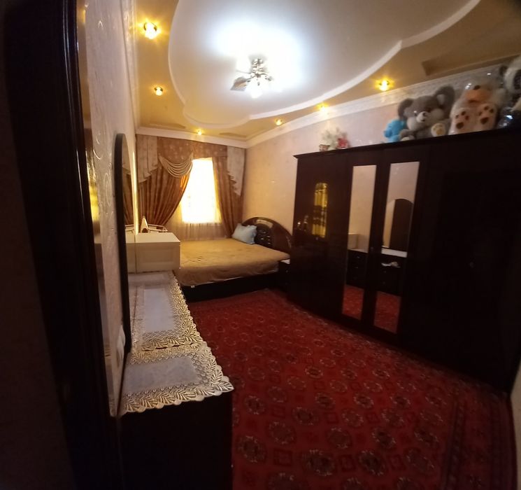 Dom sotiladi srochniy