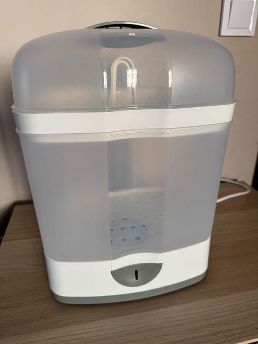 Електрически стерилизатор Chicco 2 in 1 /Бебешки стерилизатор