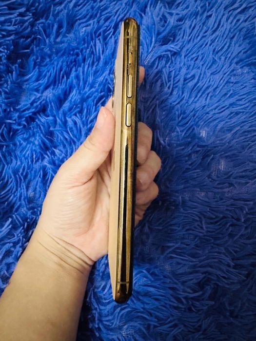 Iphone 11 pro в идеальном состояние