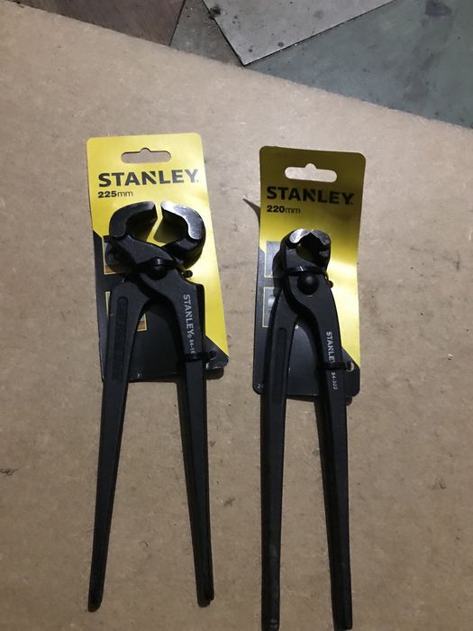 Clesti cuie Stanley 220 si 225mm Noi Anglia