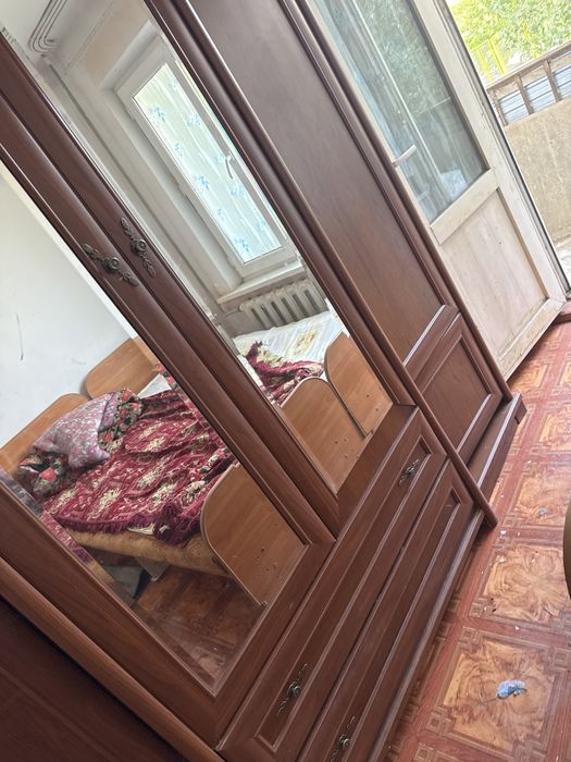 Шифонер для спальни продам