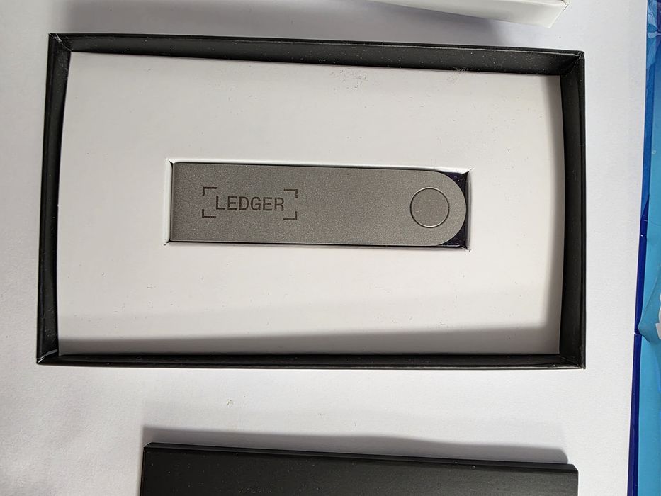 Ledger Nano X nou,nefolosit