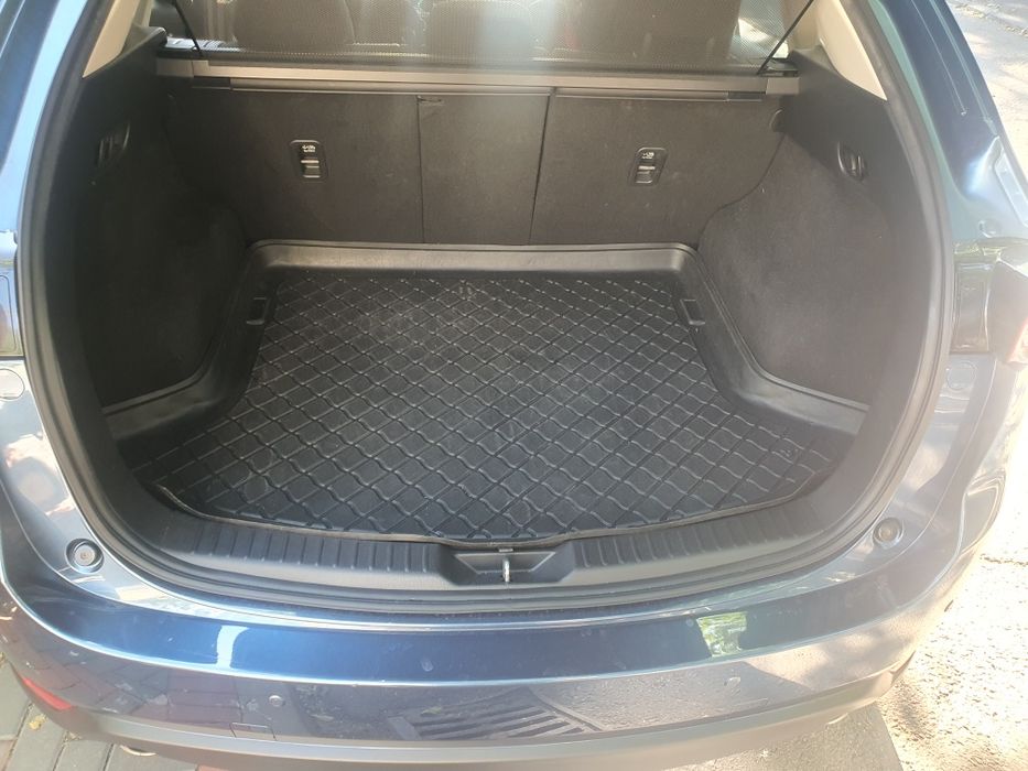 Mazda CX-5
2.5L SKYACTIV-G (194 HP), 
4×4 AWD, Revolution, 145 kW (194 cp / 197 PS)