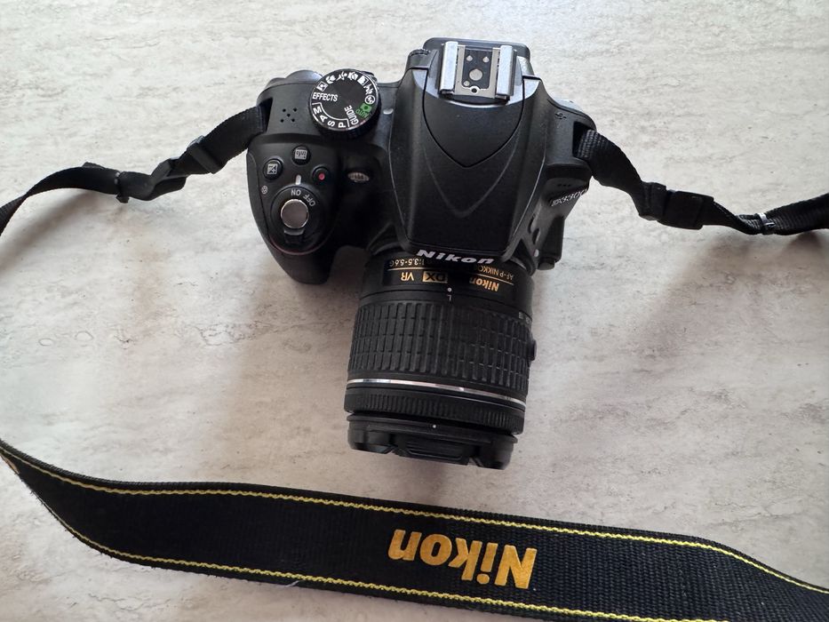 Фотоапарат Nikon D3300 + китов обектив 18-55mm
