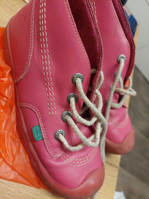 Боти естествена кожа, ном.34, 20 лв.