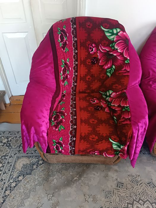 Продам  хороший  удобный кресло