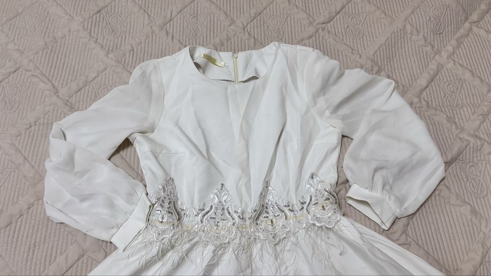 Женская одежда. Платья