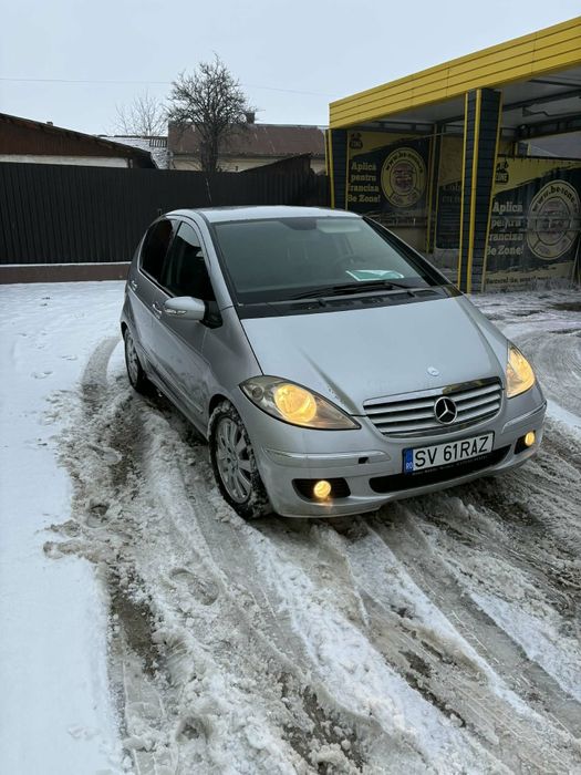 Vând Mercedes a200
