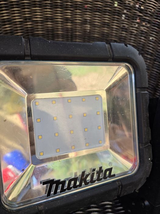 Lanterna santier , camping Makita DML 805