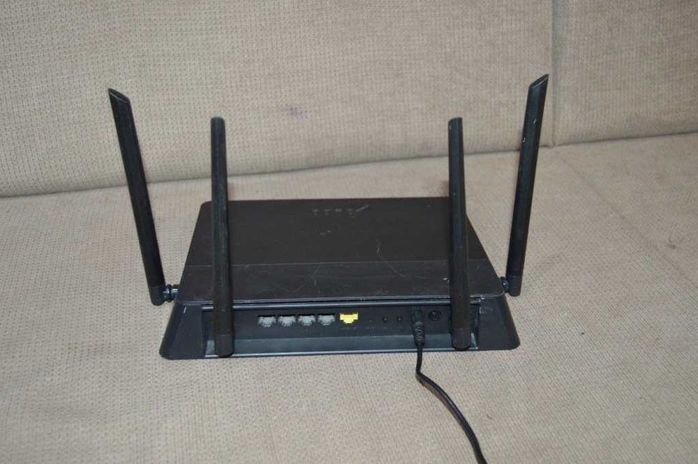 Router D-Link DIR-878 AC1900 MU-MIMO Wi-Fi Gigabit