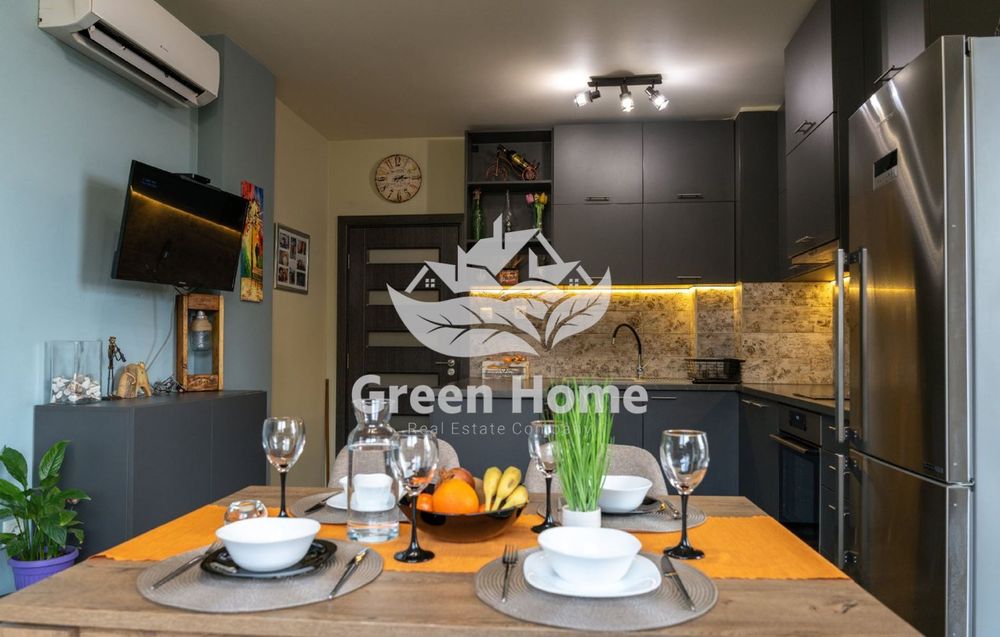 Продава се Тристаен апартамент в Варна, Победа - 80 кв.м за 2015 €/кв.м - Снимка #8