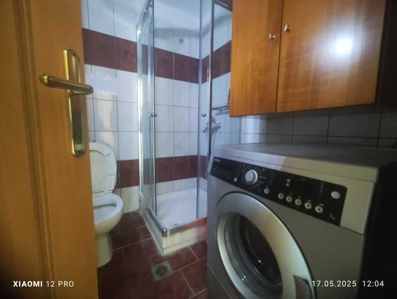 Просторен апартамент с гараж