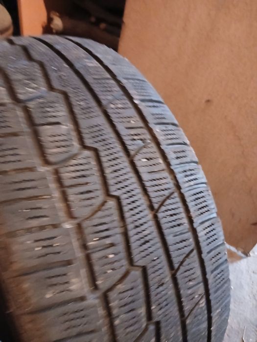 Срочно продам резины