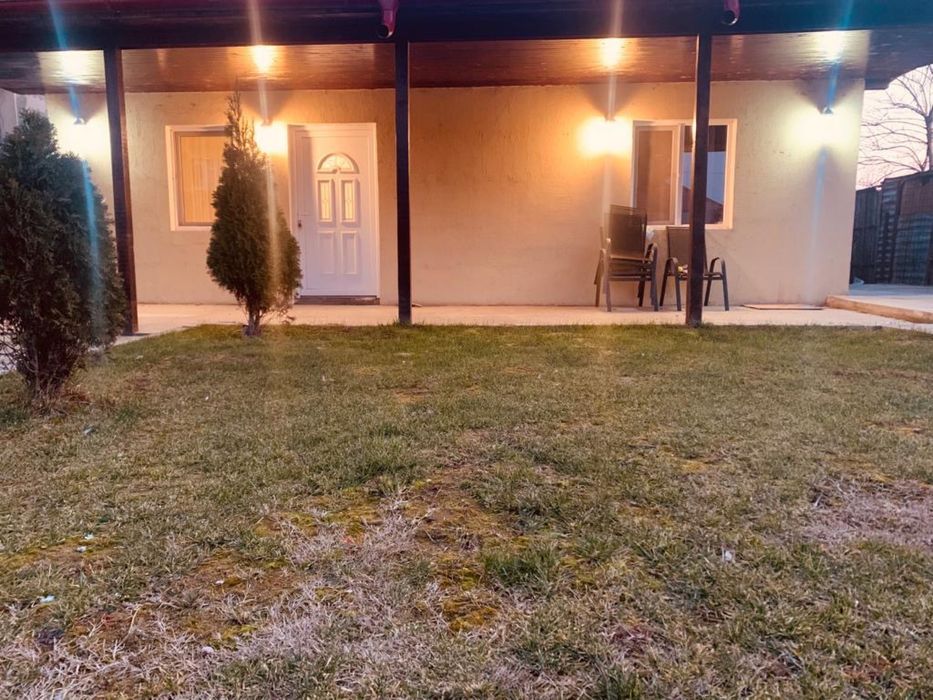 Casa de inchiriat Corbu centru