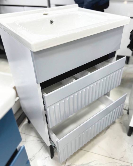 Раквина с тумбой (shkafli rakvina) новый