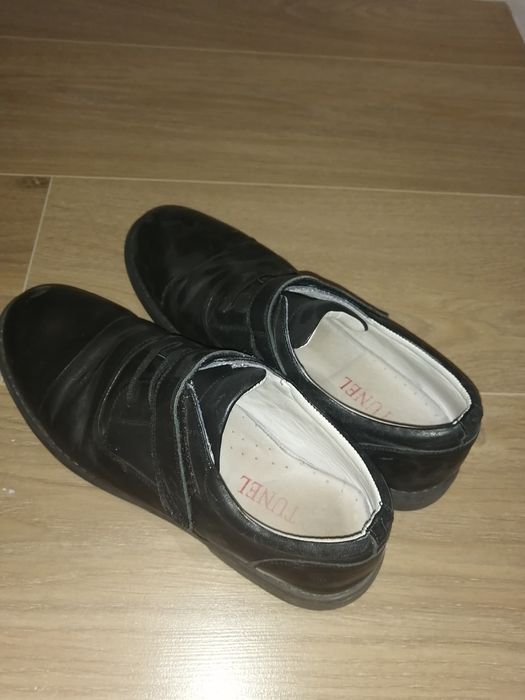 Продаю мужские туфли