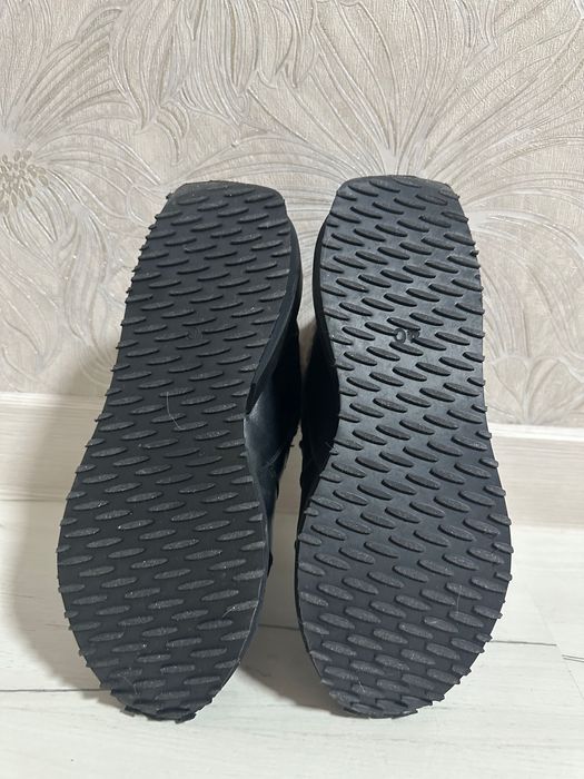 Кроссовки зимние