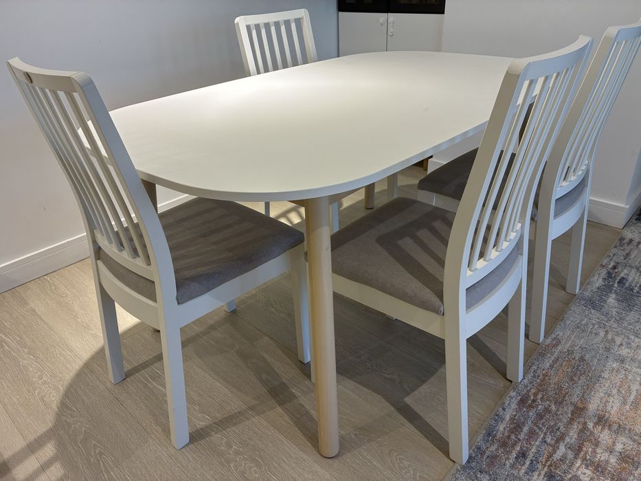 masa IKEA Vedbo 160x95 si 4 scaune Ekedalen