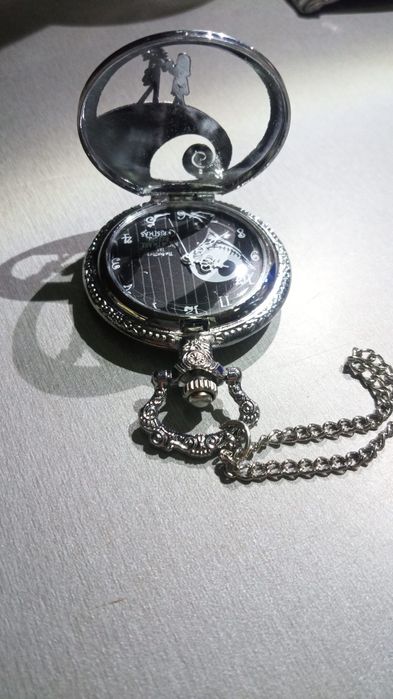 Джобен часовник Хелоуин