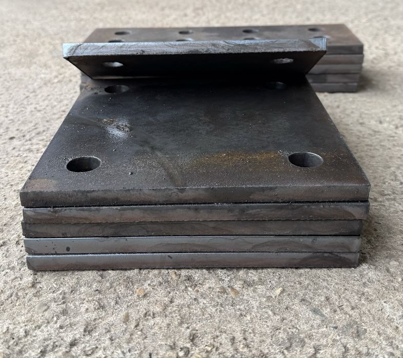 placi metalice ferme  stalpi Hale