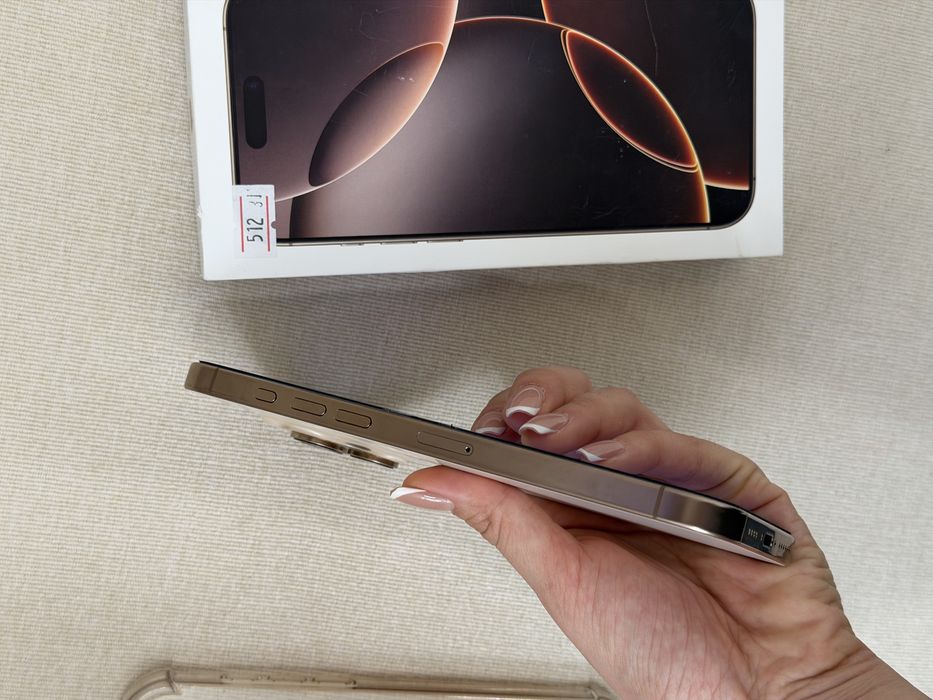 Продам Iphone 16 Pro max 512 gb