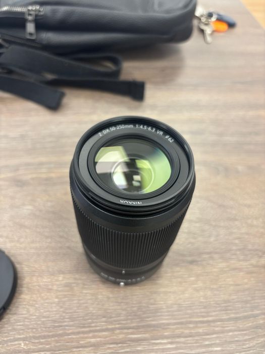Obiectiv Nikon DX 50-250/4.5-6.3, montura Nikon Z