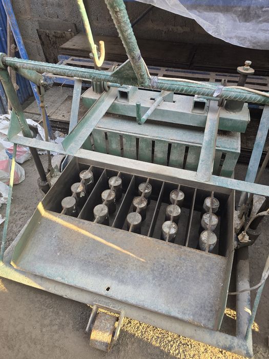 Шлокоблок аппарат сотилади