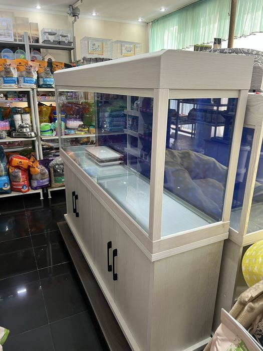 Аквариум с тумбой от 300л