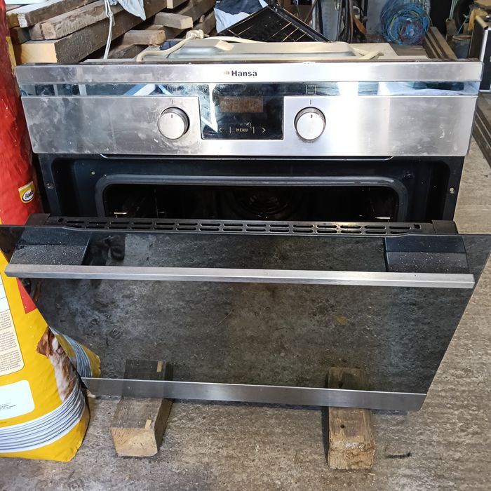 Cuptor electric Hansa