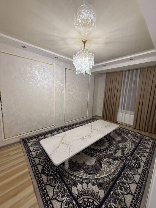 Arenda bakzal 450$  2/4karavanni orqasi