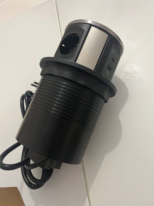 Вертикален разклонител за вграждане Electraline