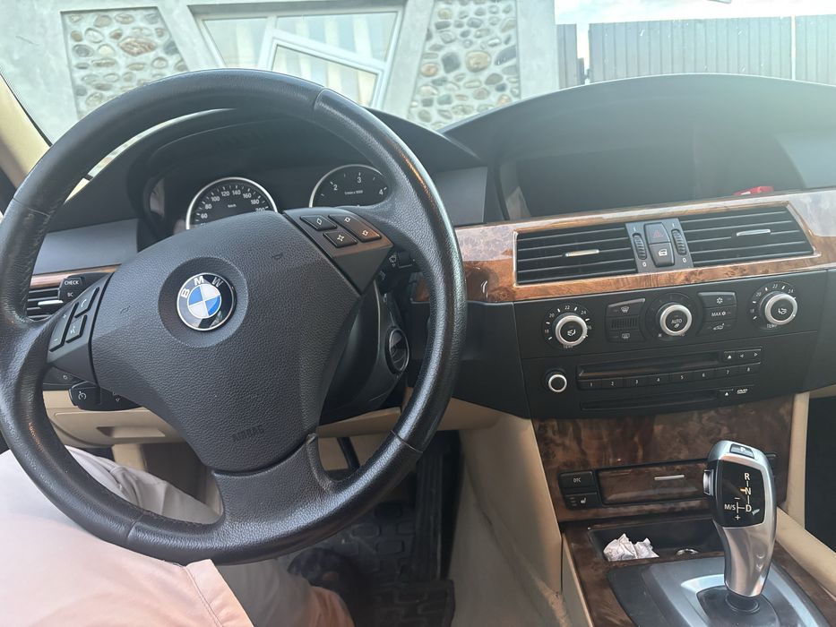BMW E60 2008 525D M57