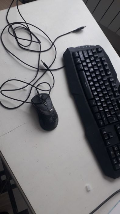 Клавиатура с мышкой+камера