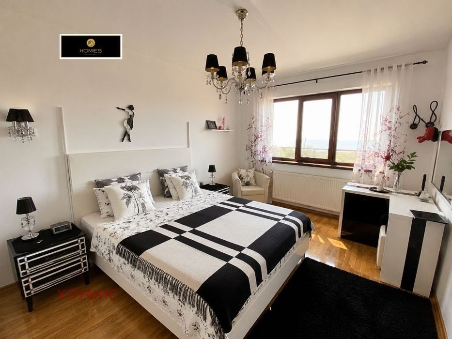 Продава се Къща в с. Божурец, Област Добрич - 170 кв.м за 3530 €/кв.м - Снимка #7